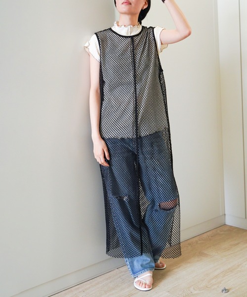 VENCEEXCHANGE(ヴァンスエクスチェンジ)の「カットメッシュワンピース(ワンピース・レディース・オフホワイト/ブラック・FREE)」の15枚目の写真