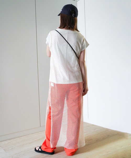 VENCEEXCHANGE(ヴァンスエクスチェンジ)の「カットメッシュワンピース(ワンピース・レディース・オフホワイト/ブラック・FREE)」の5枚目の写真