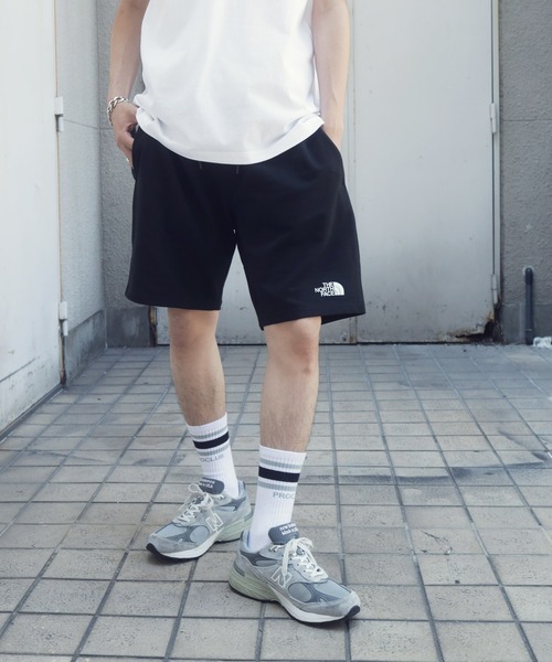 THE NORTH FACE(ザノースフェイス)の「THE NORTH FACE / ノースフェイス M STAND SHORT スウェット ショートパンツ(その他パンツ・メンズ・ブラック/ベージュ・SMALL/MEDIUM/LARGE)」の4枚目の写真