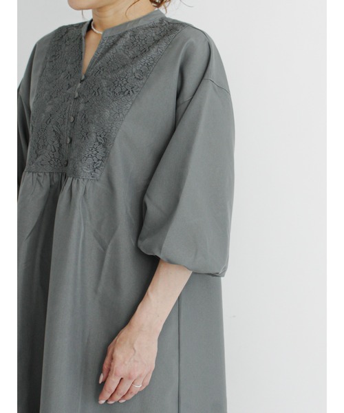 Samansa Mos2 blue（サマンサモスモスブルー）の「メッシュレースコンビワンピース（ワンピース・レディース・ブラック/オフホワイト/グリーン・ﾌﾘ-）」の5枚目の写真