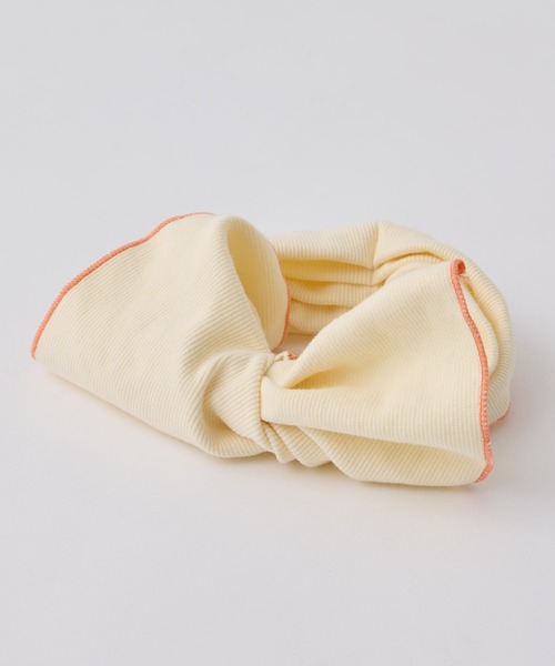 CIAOPANIC TYPY（チャオパニックティピー）の「【KIDS】配色ステッチビッグリボンリブヘアターバン（ヘアバンド・キッズ・チャコールグレー/ベージュ/グリーン/アイボリー・ONE SIZE）」の6枚目の写真