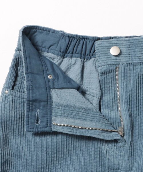 BEAMS HEART（ビームスハート）の「コーデュロイ フレアスカート（スカート・レディース・グリーン/ライトベージュ/ネイビー/カーキ/チャコールグレー/ブルー・MEDIUM/SMALL）」の16枚目の写真