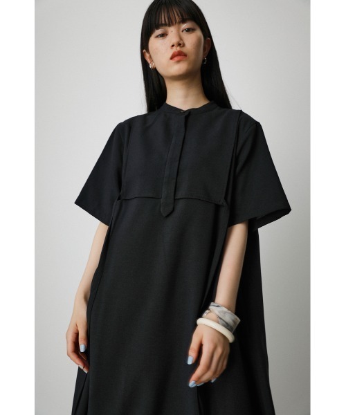 AZUL by moussy（アズールバイマウジー）の「FLAP LAYERED SHIRT ONEPIECE/フラップレイヤードシャツワンピース（ワンピース・レディース・ブラック/オフホワイト/ダークブルー・MEDIUM/SMALL）」の13枚目の写真