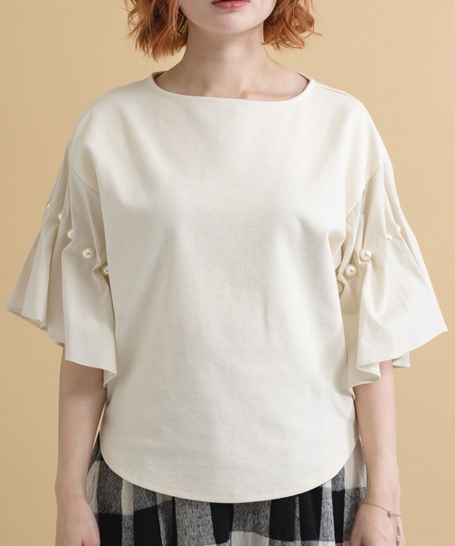 ROSIEE（ロージー）の「ROSIEE 袖タックパールTOPS（シャツ/ブラウス・レディース・ブラック/ベージュ/アイボリー・FREE）」の11枚目の写真