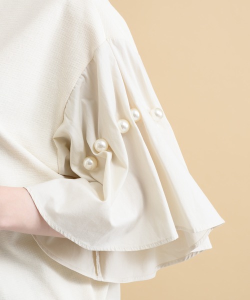 ROSIEE（ロージー）の「ROSIEE 袖タックパールTOPS（シャツ/ブラウス・レディース・ブラック/ベージュ/アイボリー・FREE）」の17枚目の写真