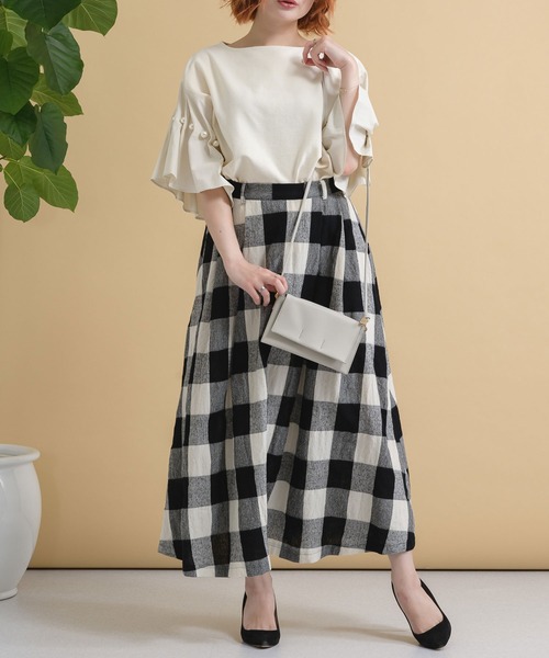 ROSIEE（ロージー）の「ROSIEE 袖タックパールTOPS（シャツ/ブラウス・レディース・ブラック/ベージュ/アイボリー・FREE）」の19枚目の写真