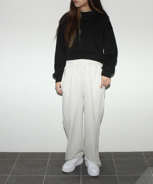 one way（ワンウェイ）の「エンボスロゴスウエット（スウェット・レディース・ホワイト/ブラック/ライトグリーン・FREE）」の5枚目の写真