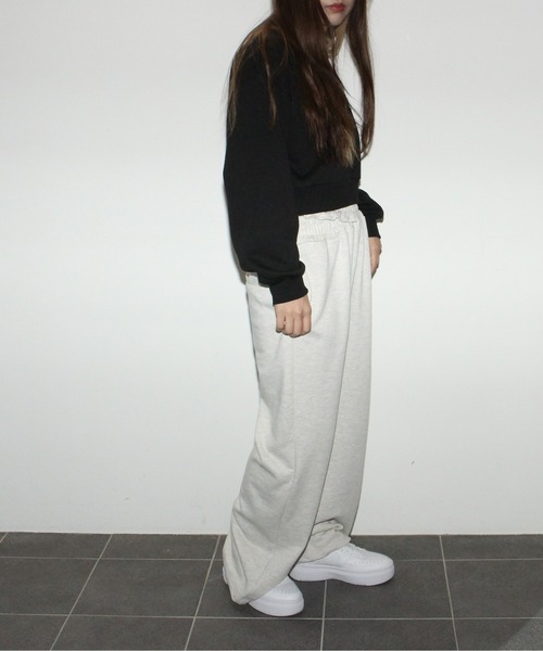 one way（ワンウェイ）の「エンボスロゴスウエット（スウェット・レディース・ホワイト/ブラック/ライトグリーン・FREE）」の6枚目の写真