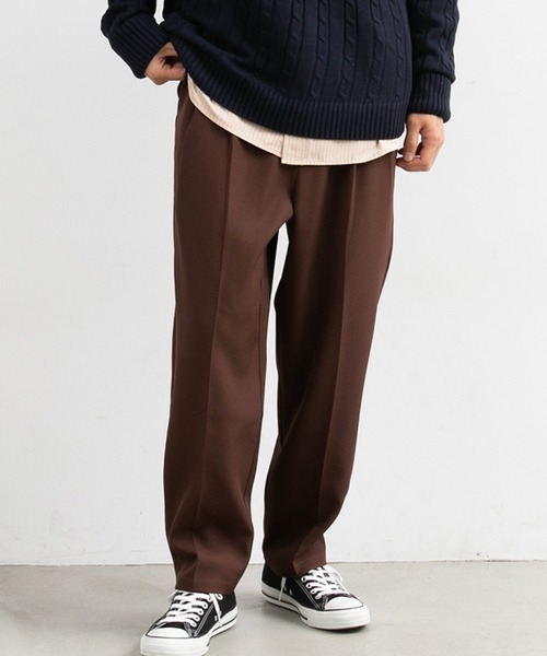 coca(coca)(コカ)の「メンズタックテーパードスラックス(スラックス・メンズ・グリーン/ブラウン/アイボリー・M/L/XL)」の1枚目の写真