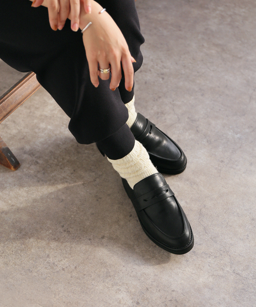 RELUMEアツゾココインローファー