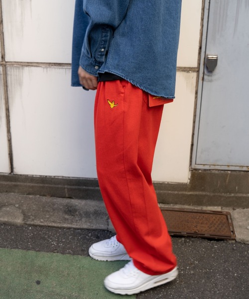（What it isNt）ART BY MARKGONZALES（ワットイットイズント）の「(what it isNT) ART BY MARK GONZALES / 10oz カツラギ ワイド スケートパンツ（チノパンツ・メンズ・オフホワイト/ブラック/グリーン/レッド・M/L/XL）」の9枚目の写真