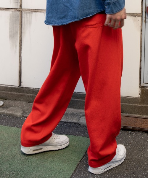 （What it isNt）ART BY MARKGONZALES（ワットイットイズント）の「(what it isNT) ART BY MARK GONZALES / 10oz カツラギ ワイド スケートパンツ（チノパンツ・メンズ・オフホワイト/ブラック/グリーン/レッド・M/L/XL）」の11枚目の写真