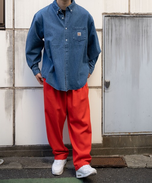 （What it isNt）ART BY MARKGONZALES（ワットイットイズント）の「(what it isNT) ART BY MARK GONZALES / 10oz カツラギ ワイド スケートパンツ（チノパンツ・メンズ・オフホワイト/ブラック/グリーン/レッド・M/L/XL）」の5枚目の写真