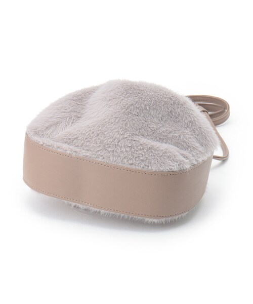 SHOO・LA・RUE(シューラルー)の「◆フェイクファー巾着ショルダーバッグ(ショルダーバッグ・レディース・ライトパープル/グレー/ベージュ・00)」の8枚目の写真