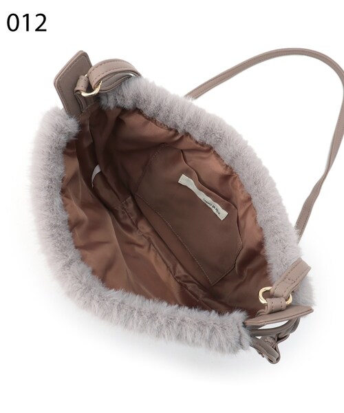 SHOO・LA・RUE(シューラルー)の「◆フェイクファー巾着ショルダーバッグ(ショルダーバッグ・レディース・ライトパープル/グレー/ベージュ・00)」の9枚目の写真