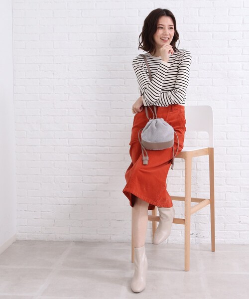 SHOO・LA・RUE(シューラルー)の「◆フェイクファー巾着ショルダーバッグ(ショルダーバッグ・レディース・ライトパープル/グレー/ベージュ・00)」の17枚目の写真