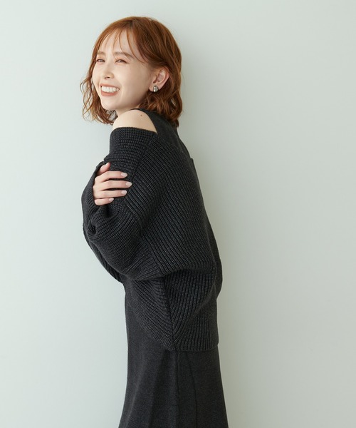 natural couture（ナチュラルクチュール）の「再販売/クロスニット＋ノースリーブワンピースセット（ワンピース・レディース・モカ/ブラック/オフホワイト・FREE）」の21枚目の写真