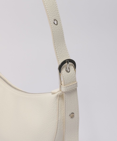 PBLIM(ページボーイリム)の「PAGEBOYLIM/ハーフムーンBAG(ショルダーバッグ・レディース・ブラック/アイボリー/ライム/ピンク・FREE)」の16枚目の写真