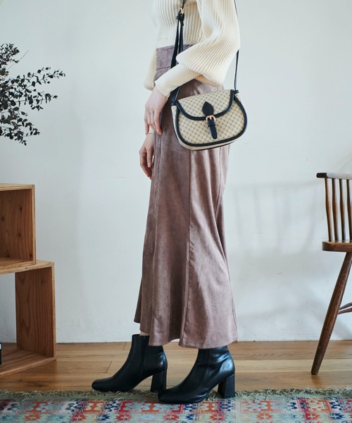 FREE'S MART（フリーズマート）の「【低身長サイズ/Sシリーズ】フェイクスウェードマーメイドスカート（スカート・レディース・ブラウン/カーキ/ベージュ・MEDIUM/X-SMALL/SMALL）」の17枚目の写真