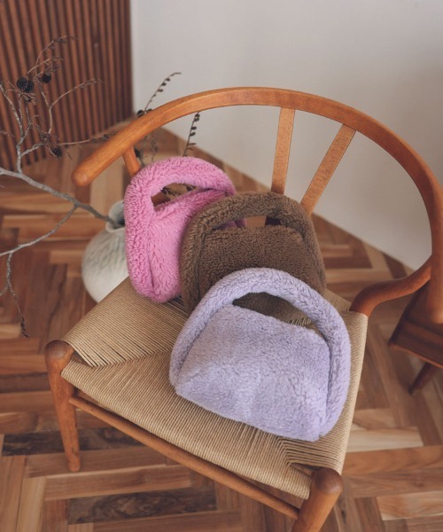 DONOBAN（ドノバン）の「ボアハンドバッグ（ハンドバッグ・レディース・ブラウン/ピンク/パープル・F）」の4枚目の写真