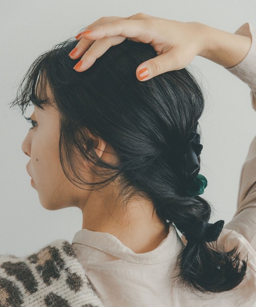 ROPE' PICNIC（ロペピクニック）の「【KIBE AKEMI×ROPE'PICNIC】Velvet&tweed tieribbonpony（ヘアゴム・レディース・ブラック系その他/ブラック/ダークグリーン・FREE）」の10枚目の写真