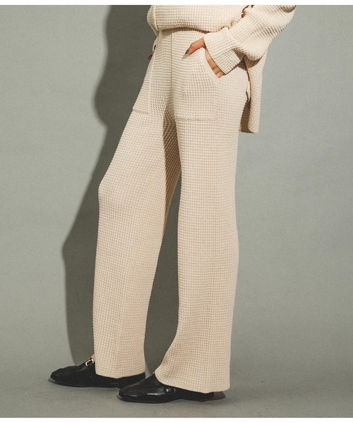 ANAP（アナップ）の「ワッフル編みニットパンツ【セットアップ着用可】（その他パンツ・レディース・アイボリー/ブラウン/ダークグレー・FREE）」の8枚目の写真