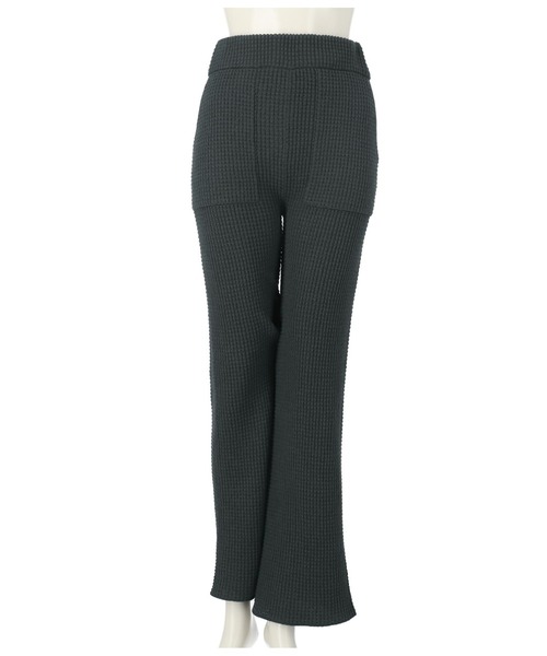 ANAP（アナップ）の「ワッフル編みニットパンツ【セットアップ着用可】（その他パンツ・レディース・アイボリー/ブラウン/ダークグレー・FREE）」の11枚目の写真