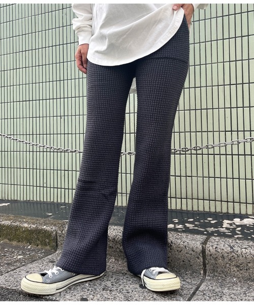 ANAP（アナップ）の「ワッフル編みニットパンツ【セットアップ着用可】（その他パンツ・レディース・アイボリー/ブラウン/ダークグレー・FREE）」の15枚目の写真