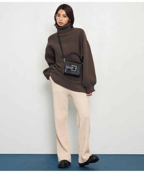 ANAP（アナップ）の「ワッフル編みニットパンツ【セットアップ着用可】（その他パンツ・レディース・アイボリー/ブラウン/ダークグレー・FREE）」の22枚目の写真