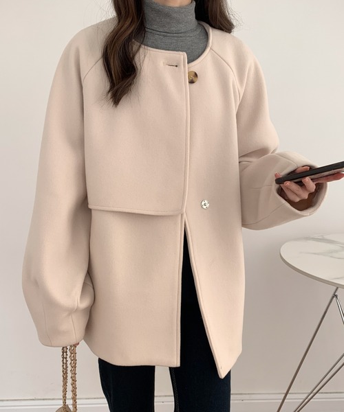 ABITOKYO（アビトーキョー）の「ノーカラーケープショートコート（ノーカラーコート・レディース・ブラック/ベージュ/アイボリー/カーキ/ネイビー/ブラウン・FREE）」の21枚目の写真