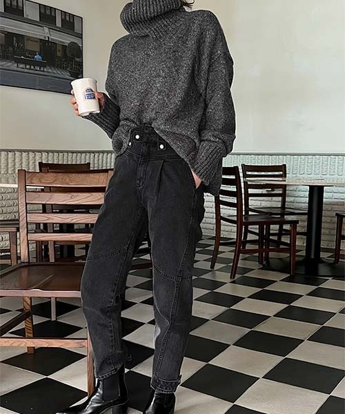 NANING9(ナンニング)の「NANING9 シンプルタートルネックニットセーター(ニット/セーター・レディース・スカイブルー/チャコールグレー・FREE)」の11枚目の写真