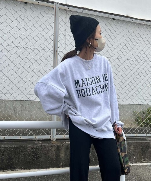 ISOOK(アイスー)の「Over logo sweat / オーバーロゴスウェット(chiica select)(スウェット・レディース・チャコールグレー/ライトグレー・FREE)」の4枚目の写真