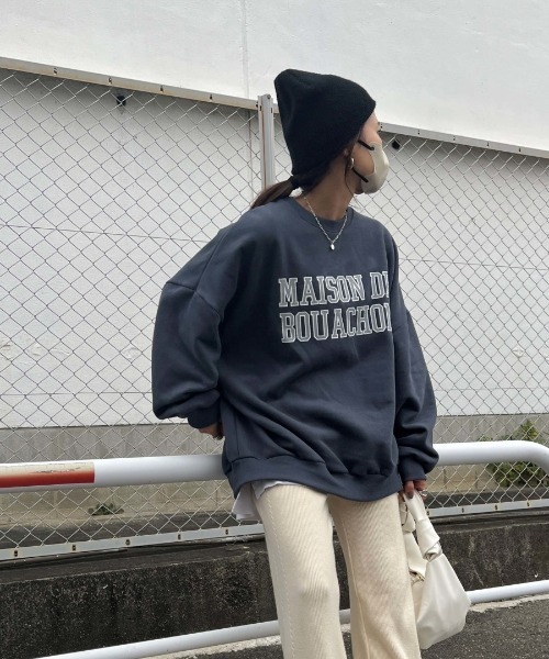 ISOOK(アイスー)の「Over logo sweat / オーバーロゴスウェット(chiica select)(スウェット・レディース・チャコールグレー/ライトグレー・FREE)」の8枚目の写真