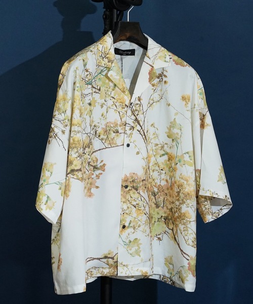 unrelaxing（アンリラクシング）の「ビッグシルエット総柄開襟アロハシャツ（シャツ/ブラウス・メンズ・ホワイト×エメラルドグリーン/その他22/その他18/ブラック×グレー/カラフル/その他15/グリーン系6/ブルー系5/ライトグリーン系6/ホワイト系9/アイボリー系1/グレー系2/イエロー系1/ローズ系3/パープル系4/ライトグレー/エメラルド/レッド系1/ホワイト×ピンク/イエロー系/ピンク系7/ブラック×ブラック/グリーン系5/ブルー系3/U/ブラック系1/ブラック系その他2/V/ブラック系3/ホワイト系/クリアブラック/その他13/その他14/ベージュ系7/グリーン系/オリーブ系1/パープル系3/パープル系/その他8/ライトグリーン系5/ライトグリーン系9/ピンク系3/その他20/ライトグレー系5/オリーブ系4/ダークグリーン系2/グリーン系2/オリーブ系2/その他21/ライトホワイト/その他/ホワイト系8/ベージュ系9/ブラック系9/その他4/D/ブラック系その他4/オリーブ系5/ふじ色系1/ふじ色系/ホワイト×グリーン/ワイン系3/ブルー系4/ホワイト×ブラック/ライラック系/ライトグリーン系7/ケリーグリーン/その他19/その他17/ブラウン系/グレー系/イエロー系2/ライトグリーン/クリアグリーン/レッド系2/ブラック系4/オリーブ系9/スカイブルー系/レッド系/その他2/H/ネイビー系5/アイボリー系/スミクロ/その他27/I/グリーン系1/ブラック系/ダークグリーン系/グレー系3/その他5/O/ホワイト×ゴールド/ブラック×ブルー/パイソン/グレー系6/カーキ系1/ネイビー系1/ライトグリーン系3/W/ライトグレー系/ホワイト系1/カーキ系8/ブラック系2/ブラックミックス/その他24/その他25/B/M/その他9/ワイン系2/グリーン系7/パープル系1/ネイビー系3/ブラック系5/ホワイト系その他4/ネイビー系/ダークブラック/ふじ色系2/ライラック系4/E/ブラック系その他6/ホワイト系その他5/その他23/ホワイト×パープル/その他6/ホワイト×イエロー/K/ブラック系その他/ローズ系1/ダークオリーブ/ライラック系2/ネイビー系6/ホワイト系7/ベージュ系2/ダークグリーン系3/グリーン系9/カーキ系6/ホワイト×ライトピンク/ベージュ系/ブラック系7/ピンク系1/ワイン系1/パープル系5/P/ライム/アイボリー/ナチュラル/カーキ系/スカイブルー系2/ふじ色系3/ピンク系/ブルー系6/ベージュ系4/オリーブ系6/アイボリー系2/ブラック系8/ホワイト系5/ローズ系2/F/ホワイト系4/ホワイト系その他6/ベージュ系5/カーキ系3/アイボリー系3/ホワイト系3/その他10/ホワイト×ブルー/ライラック系3/パープル系2/ライトグレー系4/ライトグリーン系2/T/ホワイト系6/ブラック系その他7/グレー系8/ブラック系6/その他11/X/ライトベージュ/ホワイト系その他/ホワイト×レッド/レッド系3/ベージュ系3/その他3/J/N/ブラック×パープル/ふじ色系4/ピンク系5/ブルー系7/スカイブルー系1/ブラック×イエロー/Y/ローズ系/ブラック/ライラック系1/ベージュ系6/カーキ系5/ダークグリーン系5/グレー系5/グレー系7/ワイン系4/グリーン系4/ネイビー系8/ブラック系その他5/ライトブラック/ブラック×レッド/ライトグリーン系4/カーキ系2/C/ホワイト系その他3/その他26/G/ネイビー系9/クリーム/ベージュ系1/オリーブ系8/ホワイト系その他7/ブラック×ピンク/ネイビー系7/オリーブ系/ライトグレー系1/その他1/ライトグリーン系1/カーキ系7/グリーン系3/カーキ系4/その他12/グリーン系8/ブルー系/A/L/その他7/ピンク系2/アーミー/パープル系6/パープル系8/ネイビー系4/ネイビー系2/ライトグリーン系/ピンク系6/パープル系9/ライトグレー系3/スカイブルー系3/グレー系1/ホワイト系2/ホワイト系その他2/ワイン系/オリーブ系7・FREE）」の11枚目の写真