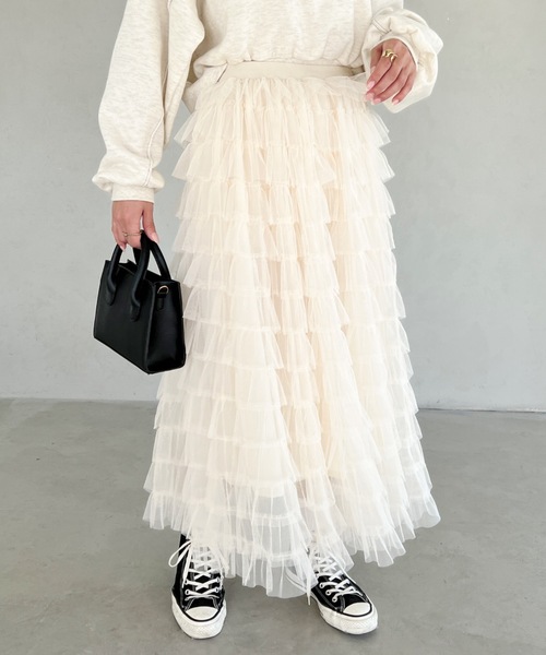 MYMOOD.（マイムード）の「フリルチュール ボリュームロングスカート（スカート・レディース・アイボリー/ブラック/グレー・FREE）」の13枚目の写真