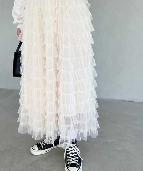 MYMOOD.（マイムード）の「フリルチュール ボリュームロングスカート（スカート・レディース・アイボリー/ブラック/グレー・FREE）」の21枚目の写真