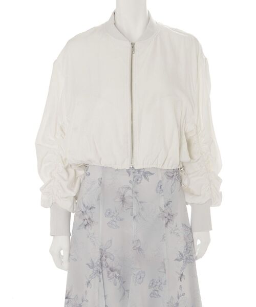 MERCURYDUO(マーキュリーデュオ)の「ドロストボリュームスリーブブルゾン(ブルゾン・レディース・ベージュ/アイボリー・FREE)」の11枚目の写真