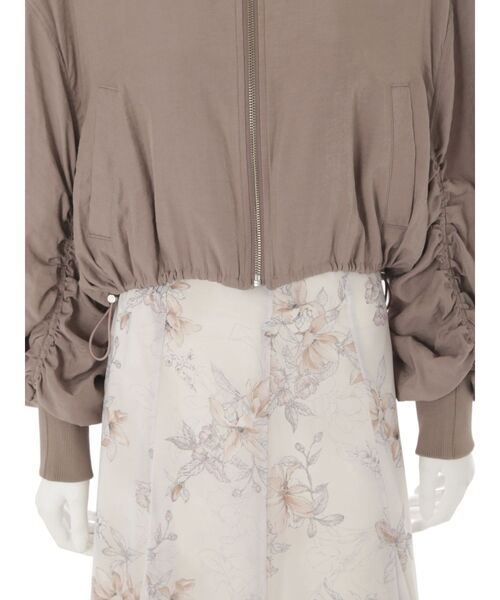 MERCURYDUO(マーキュリーデュオ)の「ドロストボリュームスリーブブルゾン(ブルゾン・レディース・ベージュ/アイボリー・FREE)」の16枚目の写真