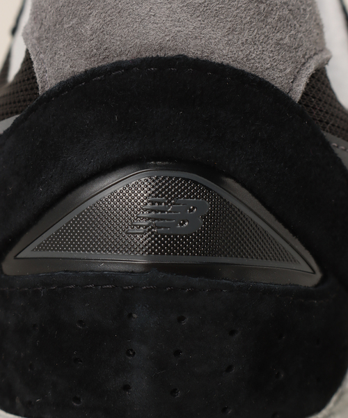 NEW BALANCE(ニューバランス)の「【New Balance / ニューバランス】M2002RX D(スニーカー・メンズ・ブラック・25.5cm/26cm/26.5cm/27cm/27.5cm/28cm/29cm)」の6枚目の写真