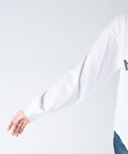 Jines（ジネス）の「ロゴ入り・ロングTシャツ（Tシャツ/カットソー・レディース・ホワイト/ライトイエロー/ライトベージュ・38）」の10枚目の写真