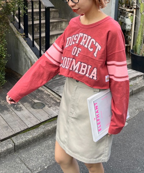 HELLO.SANFRANCISCO(ハローサンフランシスコ)の「【HELLO.SANFRANCISCO/ハローサンフランシスコ】ピグメントクロップドフットボールTEE(Tシャツ/カットソー・レディース・ホワイト/チャコールグレー/レッド・FREE)」の6枚目の写真