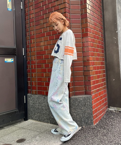 HELLO.SANFRANCISCO(ハローサンフランシスコ)の「【HELLO.SANFRANCISCO/ハローサンフランシスコ】ピグメントクロップドフットボールTEE(Tシャツ/カットソー・レディース・ホワイト/チャコールグレー/レッド・FREE)」の20枚目の写真