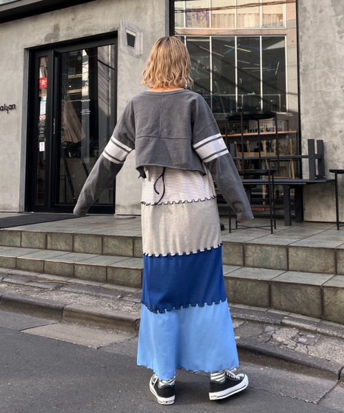 HELLO.SANFRANCISCO(ハローサンフランシスコ)の「【HELLO.SANFRANCISCO/ハローサンフランシスコ】ピグメントクロップドフットボールTEE(Tシャツ/カットソー・レディース・ホワイト/チャコールグレー/レッド・FREE)」の22枚目の写真