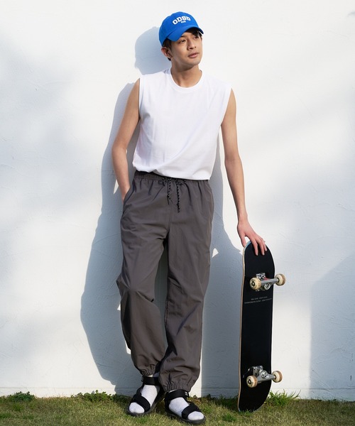 JEANS MATE(ジーンズメイト)の「汗染みの目立ちにくいTシャツ ZEROSTAIN ゼロステイン 撥水性 UVカット レイヤード ノースリーブ(タンクトップ・メンズ・ネイビー/ブラック/ホワイト・X-LARGE/MEDIUM/LARGE)」の4枚目の写真