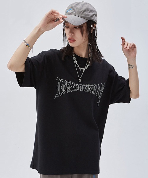 Ressaca（レサーカ）の「オーバーサイズ グラフィックロゴプリント クルーネック半袖Tシャツ（Tシャツ/カットソー・メンズ・ホワイト×ブラック/グリーン/ブラウン/ブラック/ホワイト/ブラック×ホワイト/ブラウン系その他・L/M/XL）」の5枚目の写真