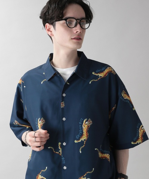 RAGEBLUE(レイジブルー)の「エドハーディコラボ総柄デザインシャツ(シャツ/ブラウス・メンズ・ブラック/ネイビー・MEDIUM/LARGE)」の15枚目の写真