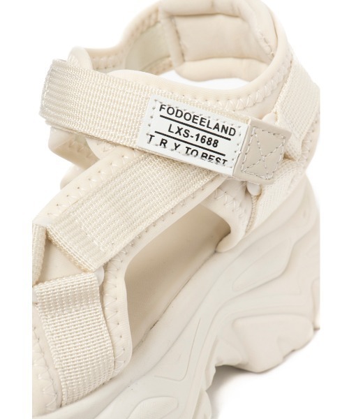 R&E(アールアンドイー)の「【R&E】ベルテッドロゴタグ厚底スポーツサンダル(サンダル・レディース・ブラック/アイボリー・S/M/L/LL)」の10枚目の写真