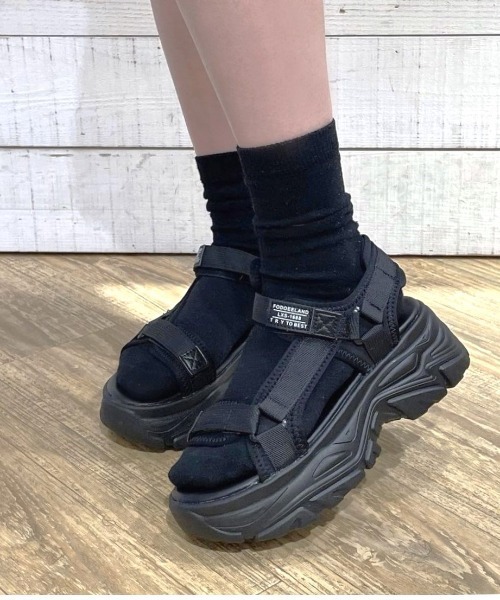 R&E(アールアンドイー)の「【R&E】ベルテッドロゴタグ厚底スポーツサンダル(サンダル・レディース・ブラック/アイボリー・S/M/L/LL)」の13枚目の写真