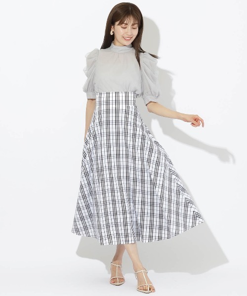 AND COUTURE(アンドクチュール)の「チュールレーヤードブラウス(シャツ/ブラウス・レディース・ピンク/オフホワイト/ライトグレー/ベージュ・MEDIUM)」の6枚目の写真