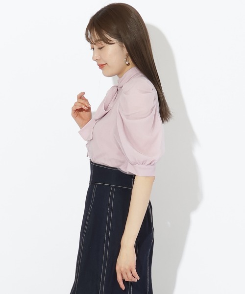 AND COUTURE(アンドクチュール)の「チュールレーヤードブラウス(シャツ/ブラウス・レディース・ピンク/オフホワイト/ライトグレー/ベージュ・MEDIUM)」の19枚目の写真